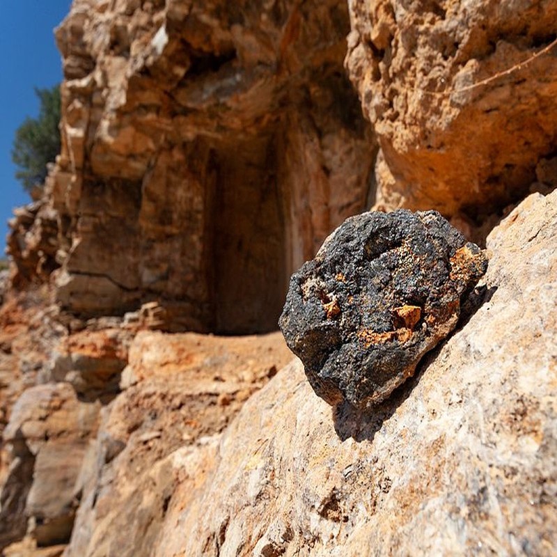 Λαύριο-Πολύτιμοι λίθοι