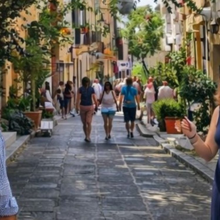 Athens Guided Tour | Private Guided City Experience